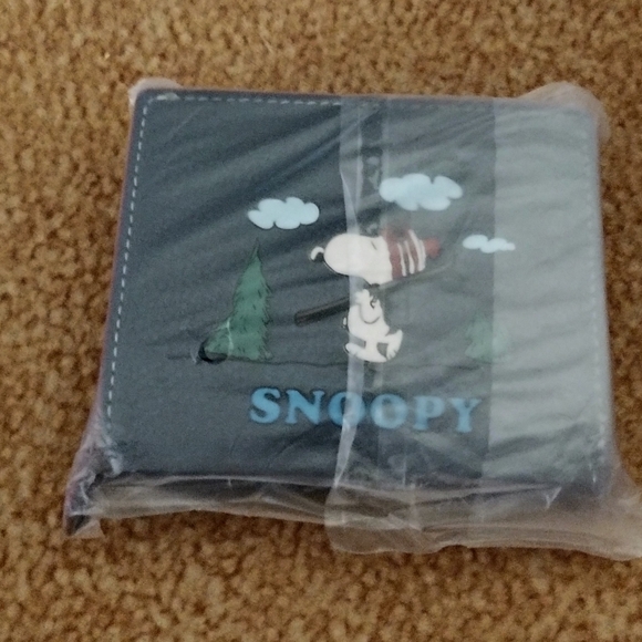 Coach/Peanuts Collab Wallet - Picture 8 of 8